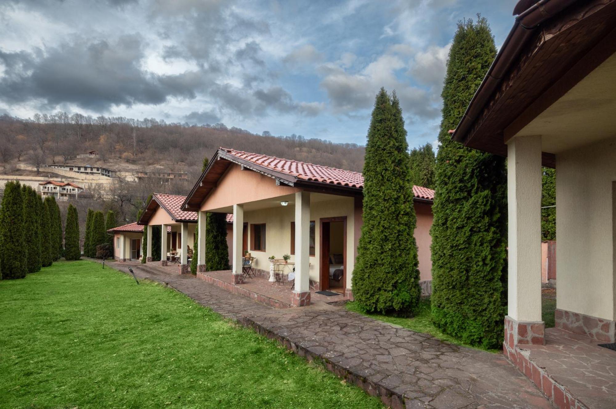 Вили Тихия Кът Ribarica Exterior photo