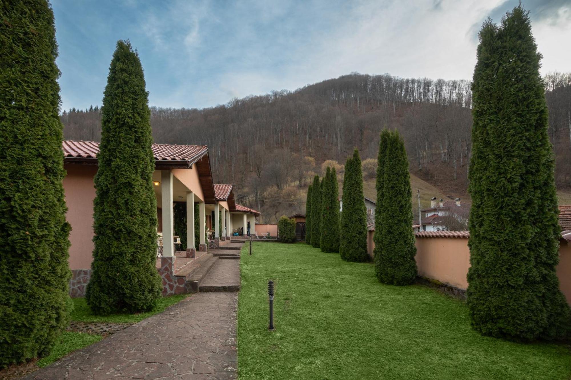 Вили Тихия Кът Ribarica Exterior photo